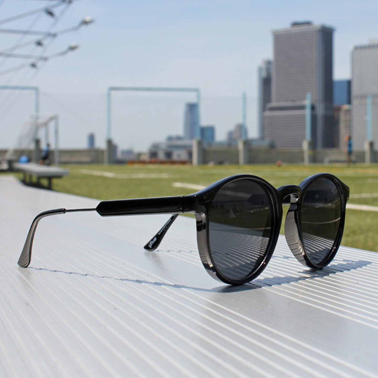 Jase New York Connor Sunglasses in Triple Black - Day Trip So Cal